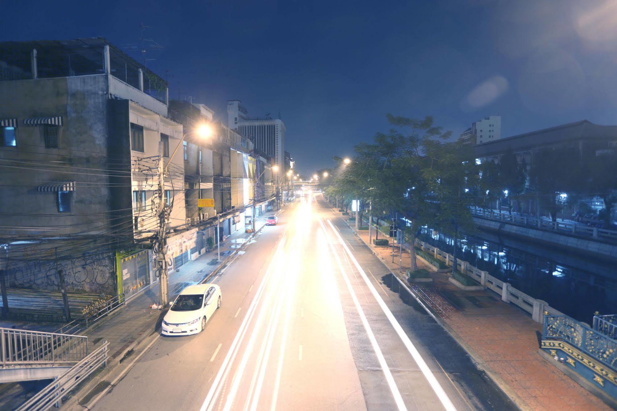 Blue Jasmine Hostel Bangkok Bagian luar foto