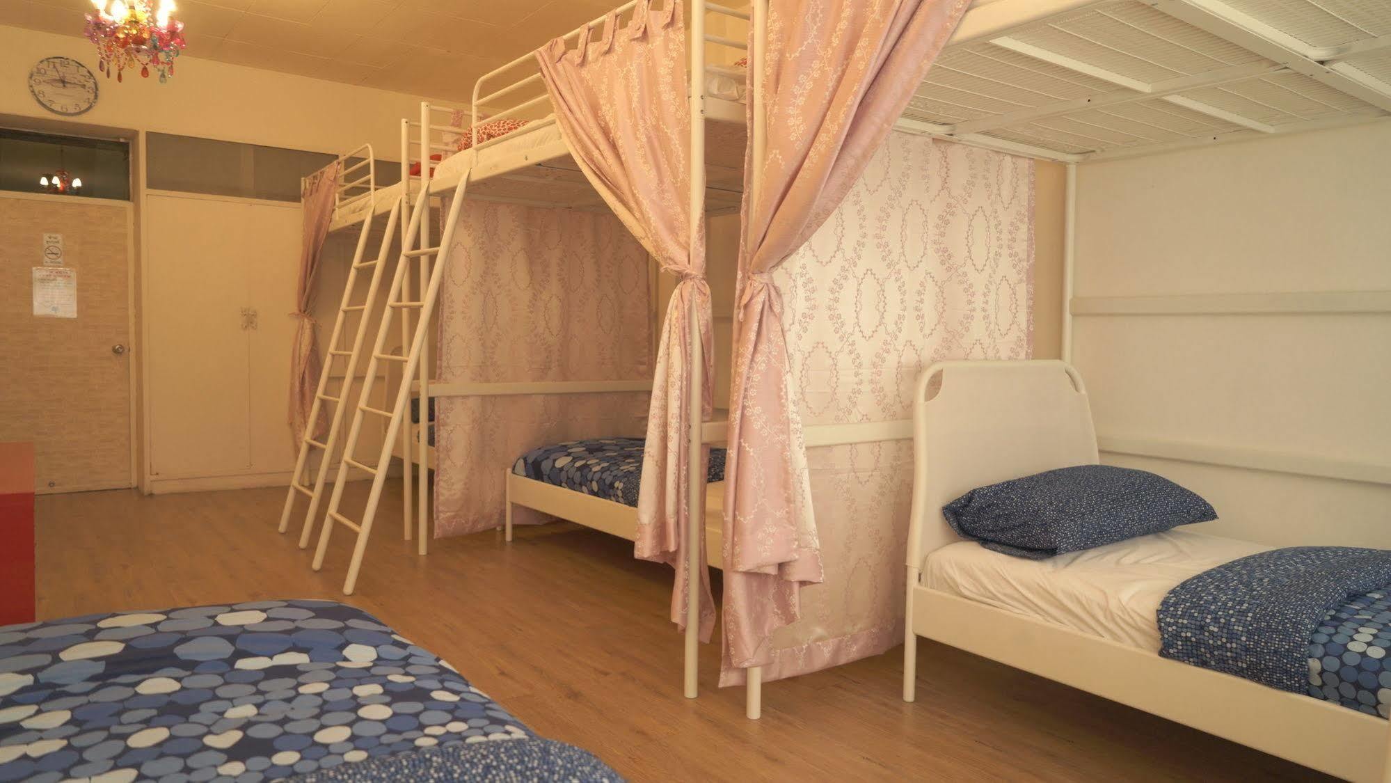 Blue Jasmine Hostel Bangkok Bagian luar foto