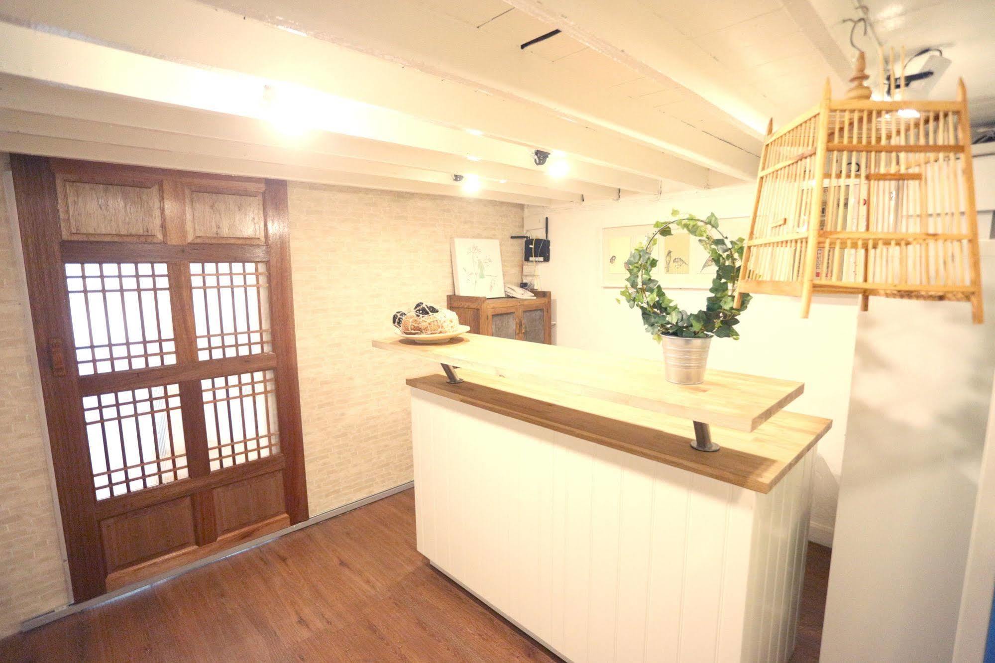 Blue Jasmine Hostel Bangkok Bagian luar foto